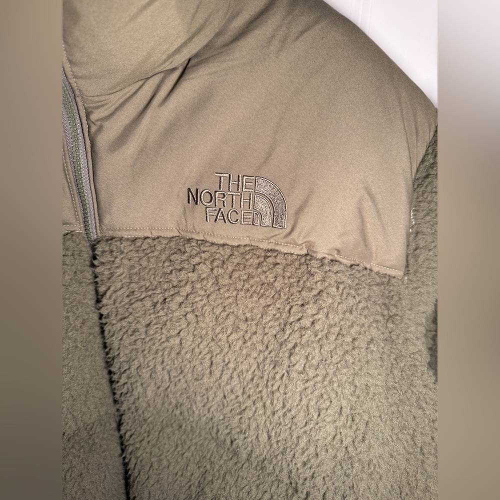 THE NORTH FACE - Olive Shearling Nuptse Puffer Jacket - Picture 6 of 16